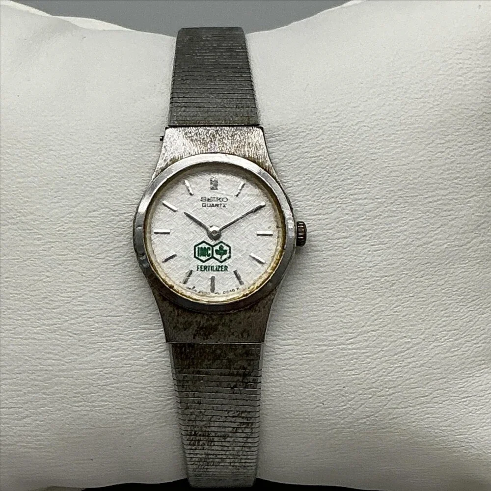Vintage Seiko 2Y00-0019 Womens Watch 18mm IMC Logo Silver Tone New Battery 6.75